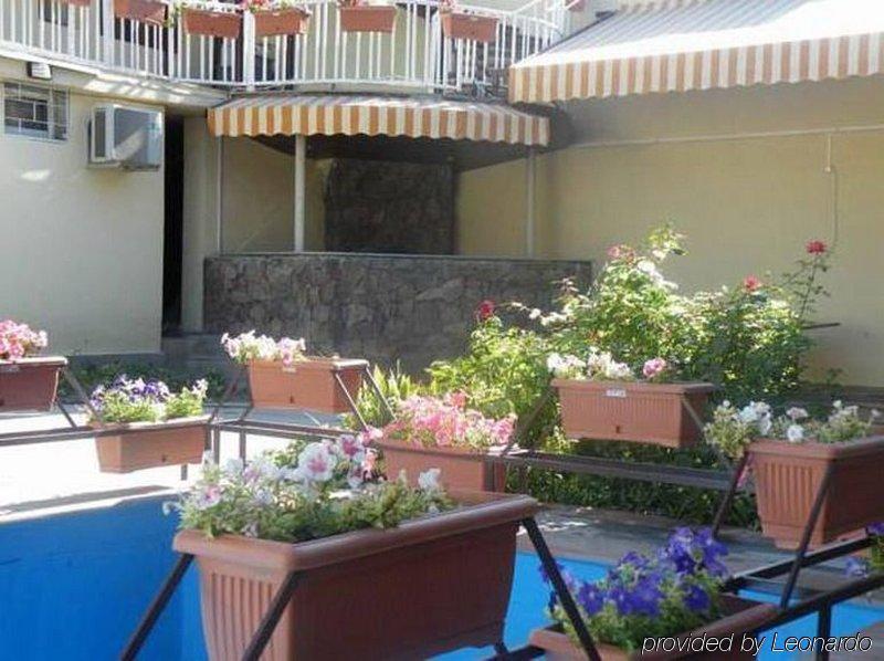 Hotel Capital 3*